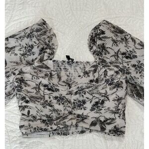 EXPRESS BODY CONTOUR COLLECTION FLORAL RUCHED CROPPED TOP - - XS